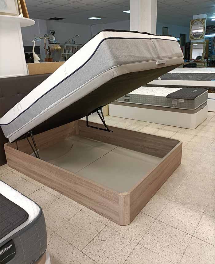 Recogida Muebles Bilbao - Rastro 2ª Oportunidad canapé en tienda
